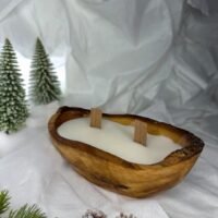 Bougie en bois parfumée "Forêt enneigée"