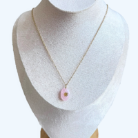 Collier inox ; Quartz Rose – Pendentif Facetté et Étoile